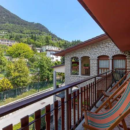 Mariarosa Apartment